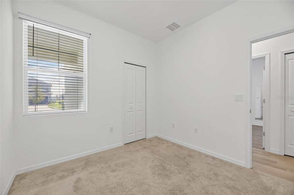 For Sale: $365,000 (4 beds, 2 baths, 1612 Square Feet)