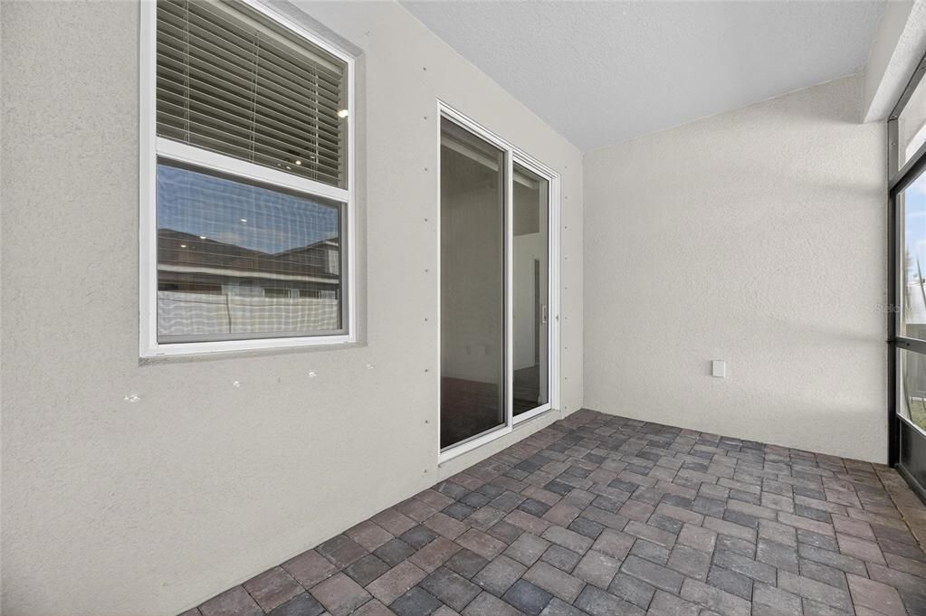 For Sale: $365,000 (4 beds, 2 baths, 1612 Square Feet)