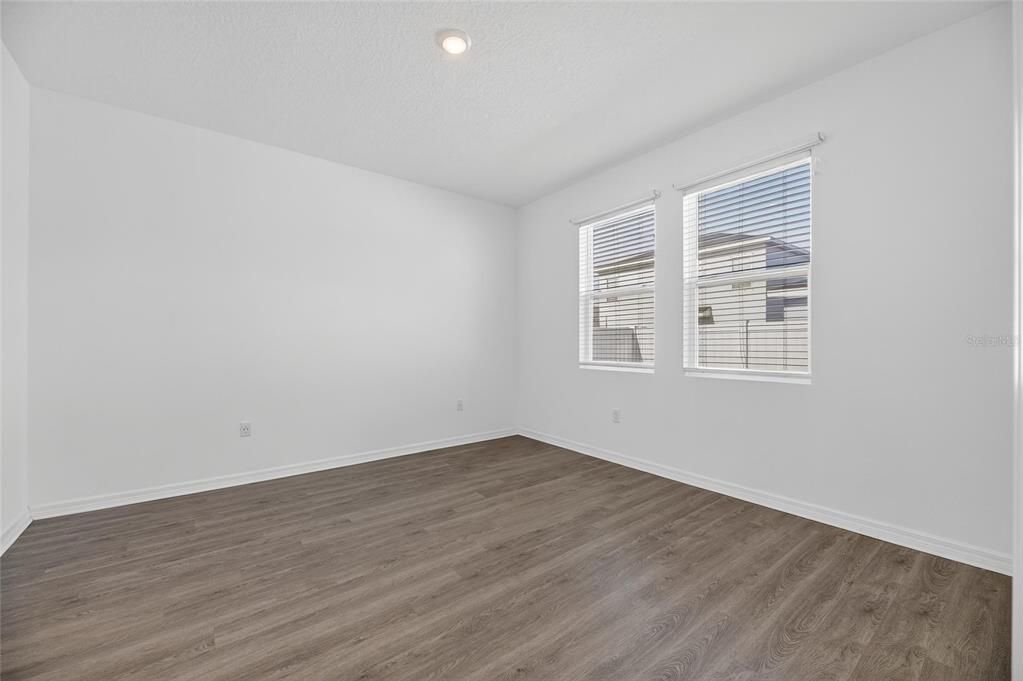 For Sale: $365,000 (4 beds, 2 baths, 1612 Square Feet)