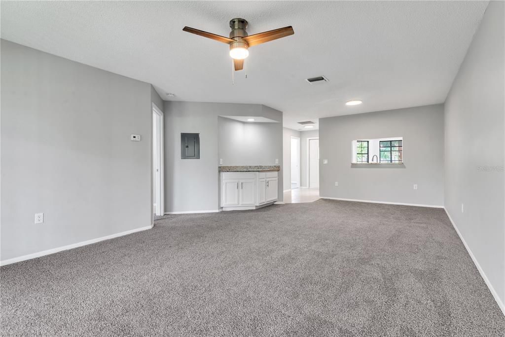 Под контрактом: $1,500 (2 спален, 2 ванн, 1112 Квадратных фут)