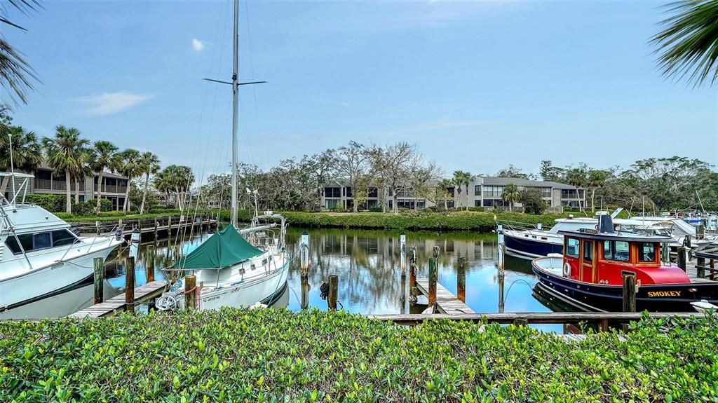 На продажу: $524,800 (2 спален, 2 ванн, 1424 Квадратных фут)