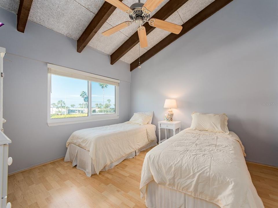 For Rent: $4,500 (2 beds, 2 baths, 1118 Square Feet)