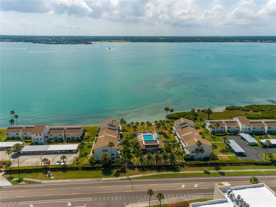 For Rent: $4,500 (2 beds, 2 baths, 1118 Square Feet)