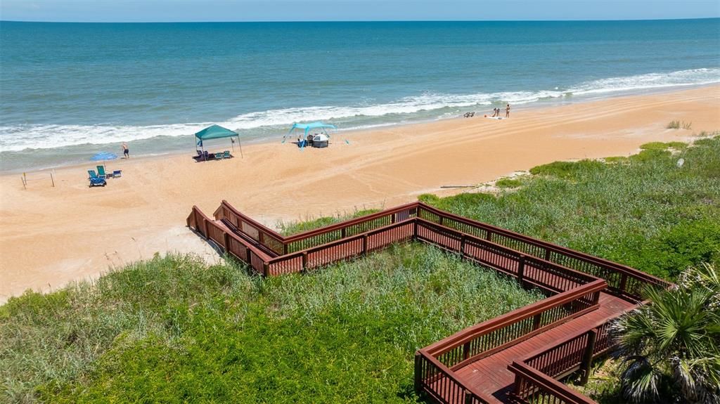 For Sale: $455,000 (2 beds, 2 baths, 1252 Square Feet)