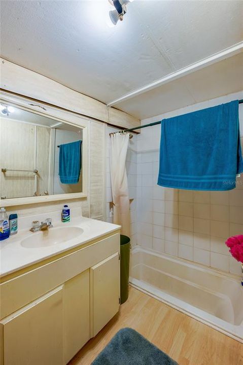 На продажу: $300,000 (10.00 acres)