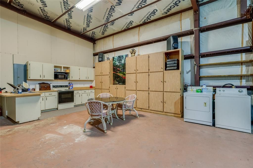 На продажу: $300,000 (10.00 acres)