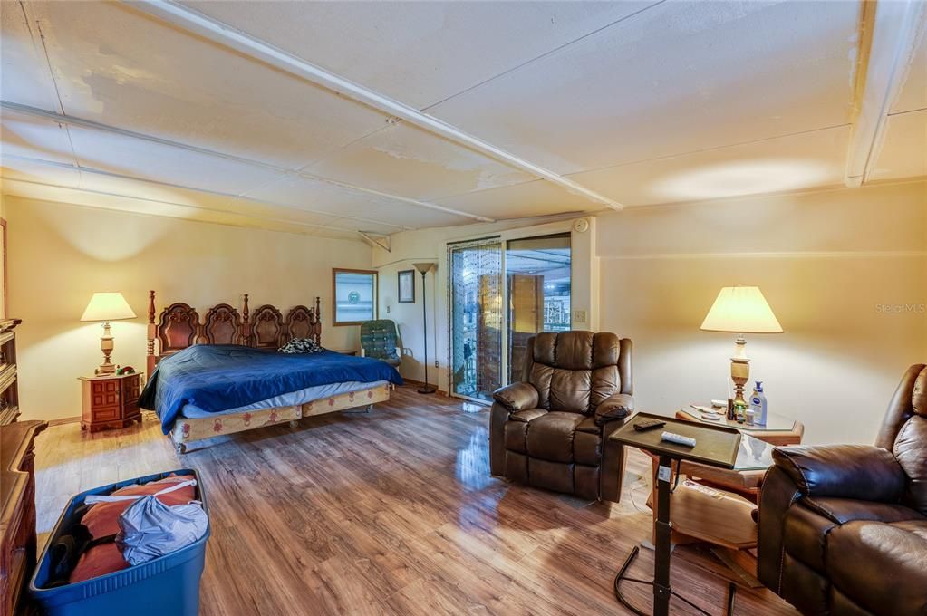 На продажу: $300,000 (10.00 acres)