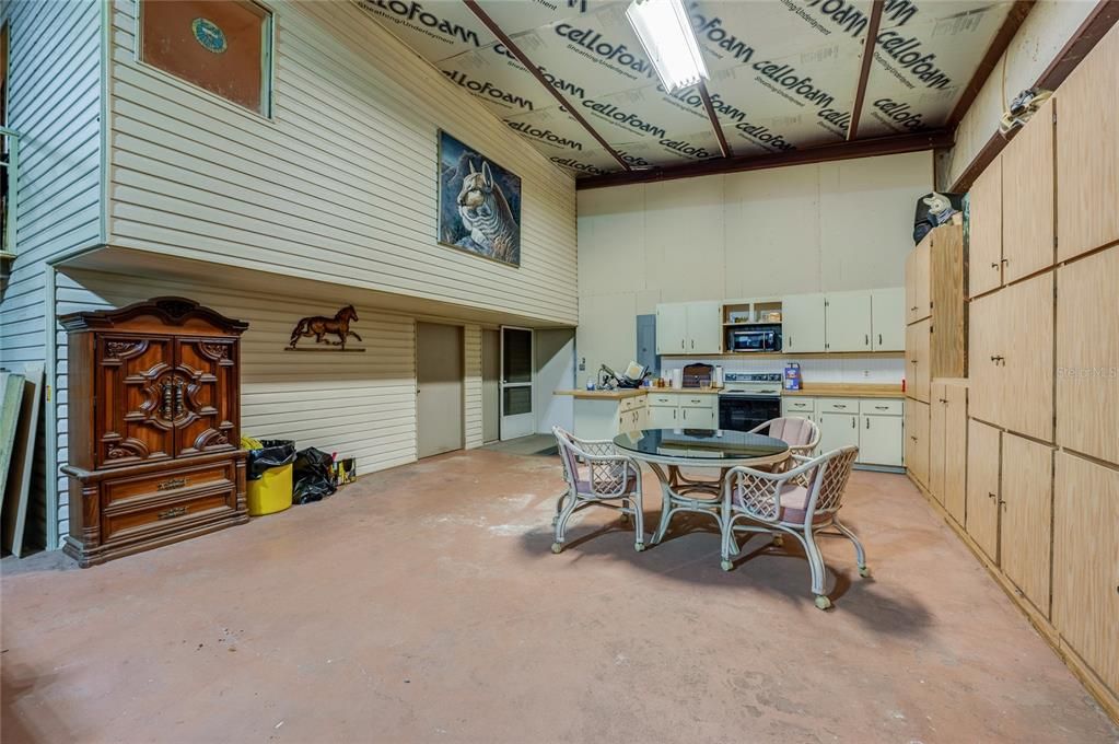 На продажу: $300,000 (10.00 acres)