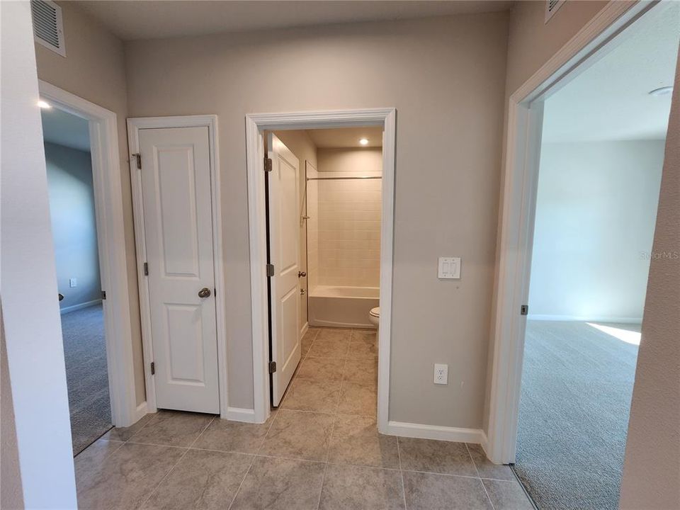 For Rent: $2,700 (4 beds, 2 baths, 1708 Square Feet)