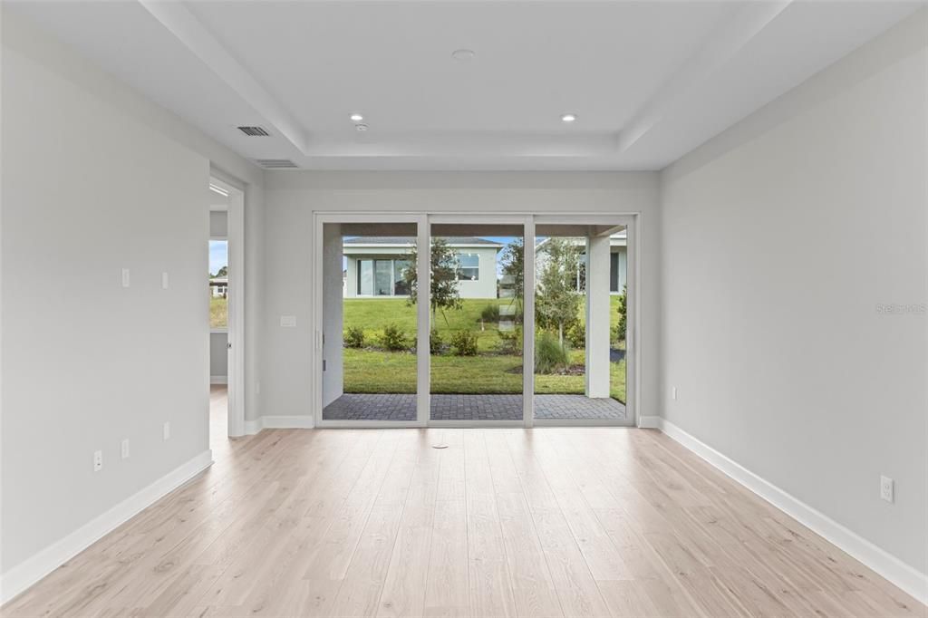 For Sale: $459,990 (3 beds, 2 baths, 1724 Square Feet)