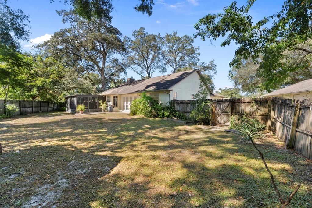 Active With Contract: $389,990 (3 beds, 2 baths, 1685 Square Feet)