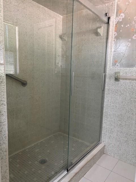 En Venta: $425,000 (3 camas, 2 baños, 2398 Pies cuadrados)