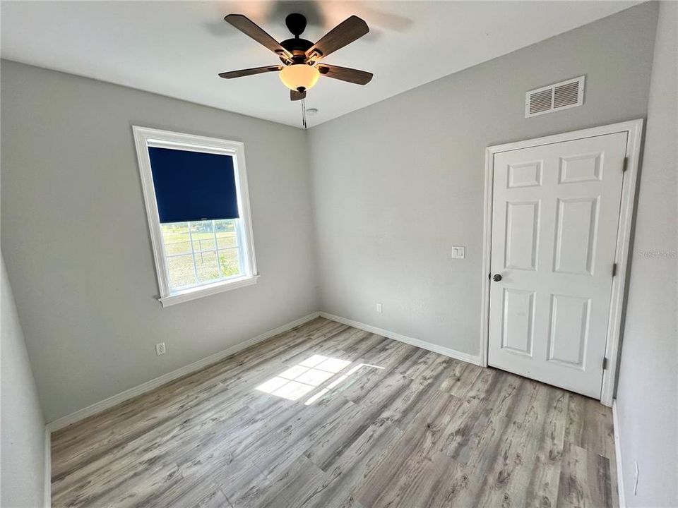 For Sale: $274,900 (3 beds, 2 baths, 1316 Square Feet)
