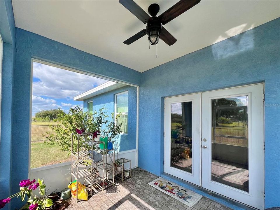 For Sale: $274,900 (3 beds, 2 baths, 1316 Square Feet)