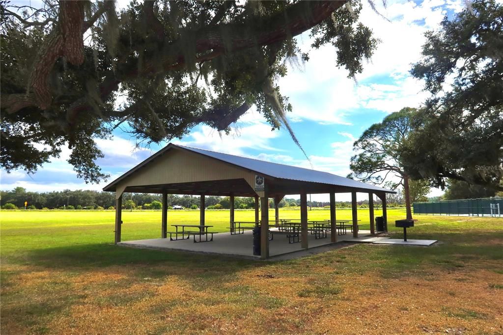 For Sale: $274,900 (3 beds, 2 baths, 1316 Square Feet)