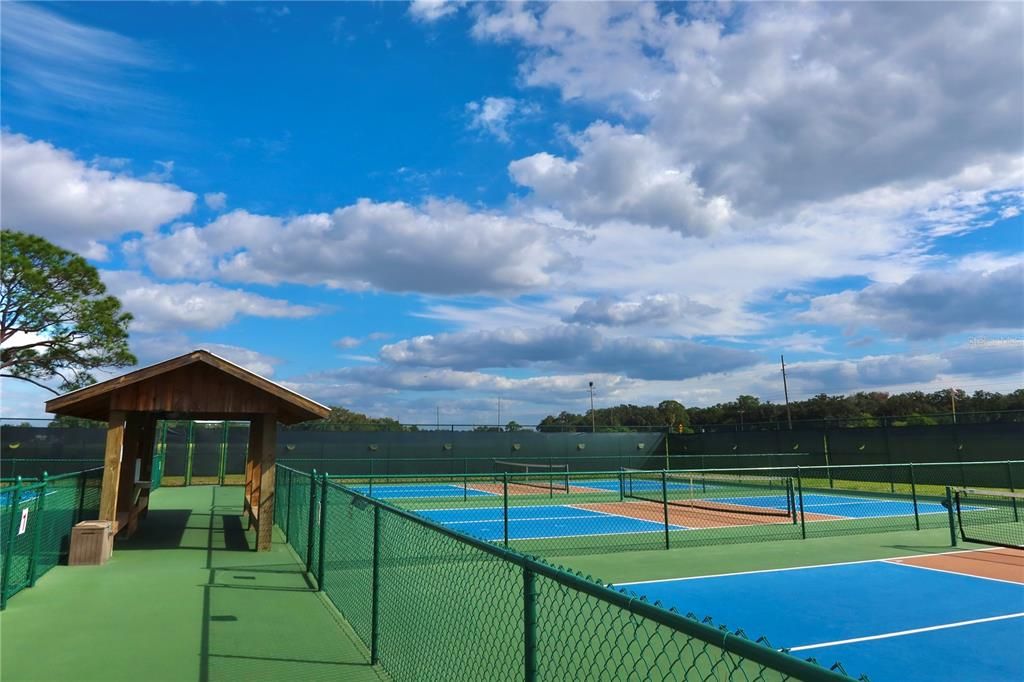 For Sale: $274,900 (3 beds, 2 baths, 1316 Square Feet)