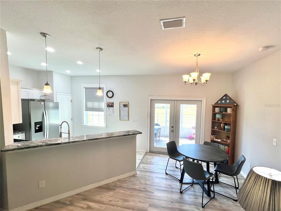 For Sale: $274,900 (3 beds, 2 baths, 1316 Square Feet)