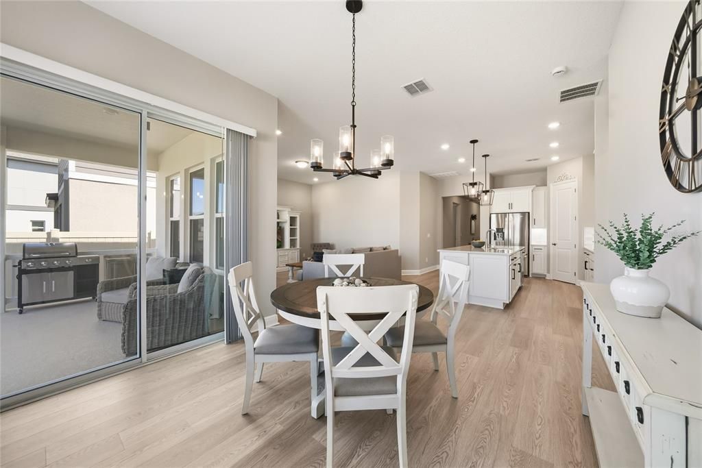 For Sale: $664,000 (4 beds, 3 baths, 2080 Square Feet)