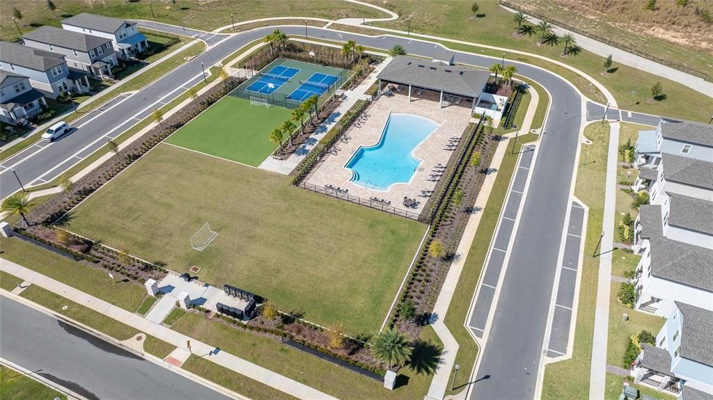 For Sale: $664,000 (4 beds, 3 baths, 2080 Square Feet)