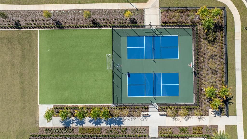 For Sale: $664,000 (4 beds, 3 baths, 2080 Square Feet)