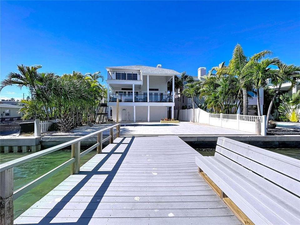 For Sale: $1,990,000 (3 beds, 2 baths, 2076 Square Feet)