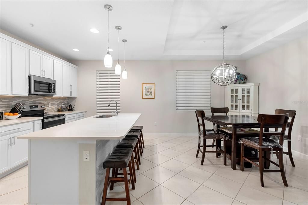 For Sale: $464,900 (3 beds, 3 baths, 1989 Square Feet)