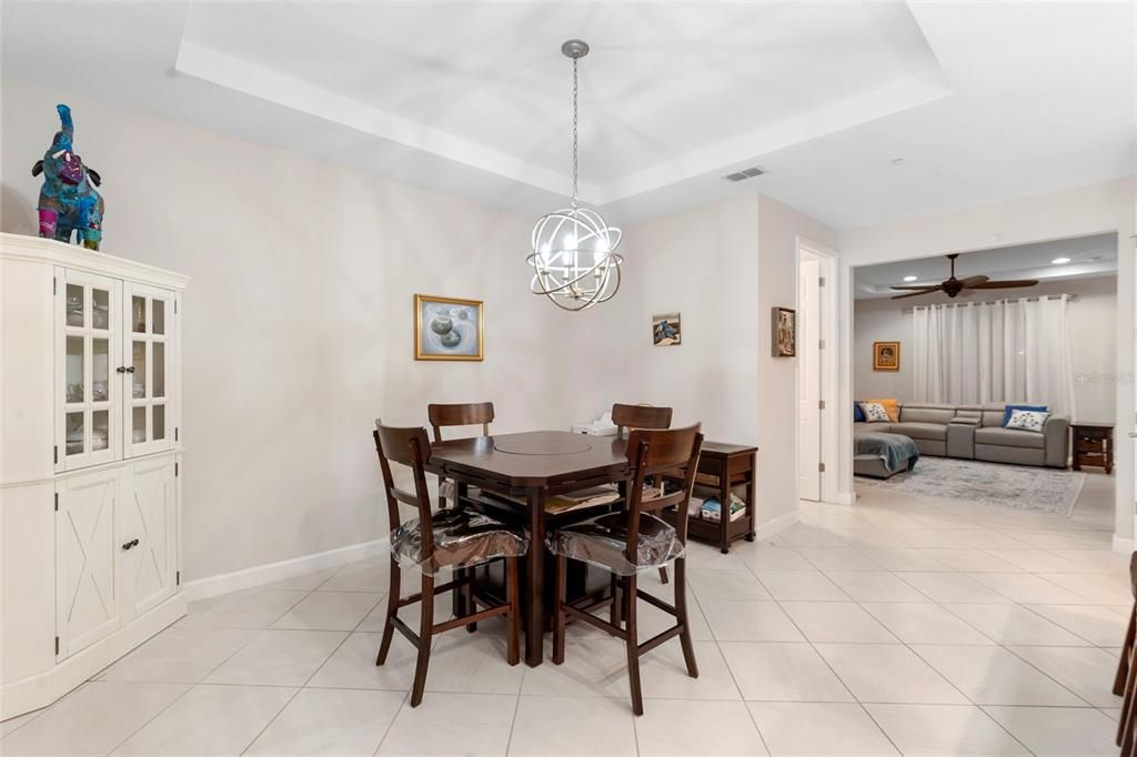 For Sale: $464,900 (3 beds, 3 baths, 1989 Square Feet)