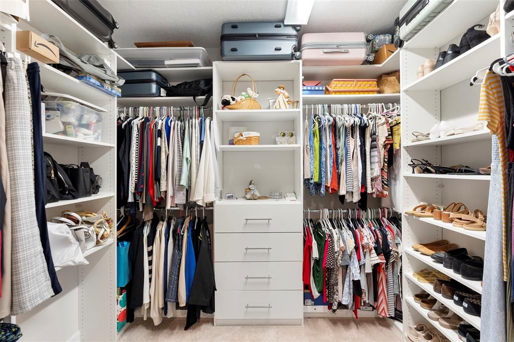 For Sale: $464,900 (3 beds, 3 baths, 1989 Square Feet)