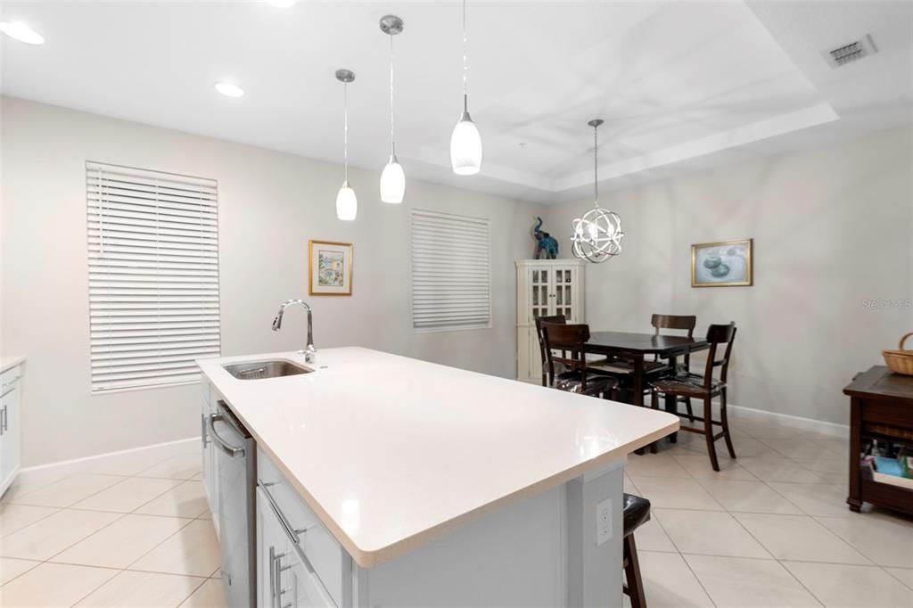 For Sale: $464,900 (3 beds, 3 baths, 1989 Square Feet)