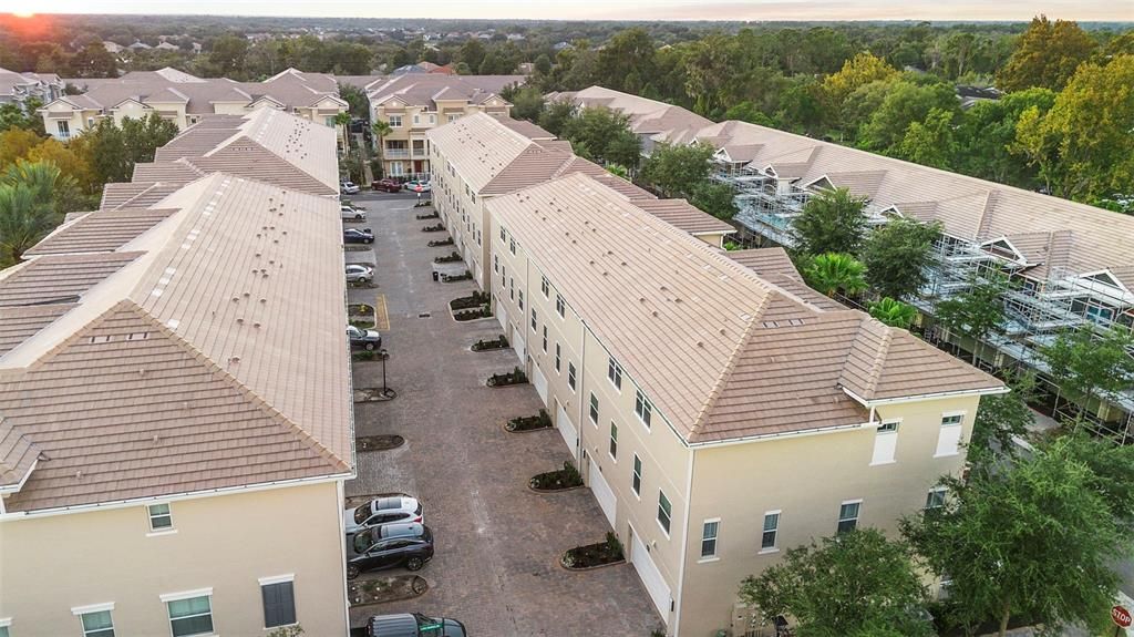 For Sale: $464,900 (3 beds, 3 baths, 1989 Square Feet)