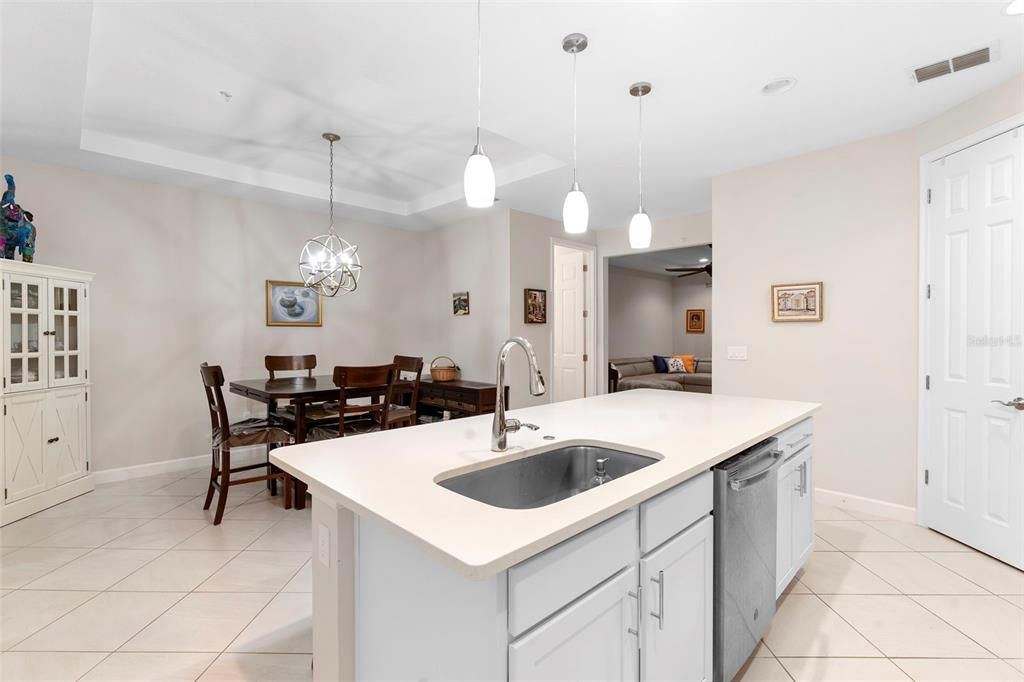 For Sale: $464,900 (3 beds, 3 baths, 1989 Square Feet)