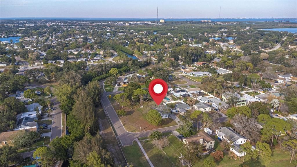 Под контрактом: $199,000 (3 спален, 3 ванн, 1344 Квадратных фут)