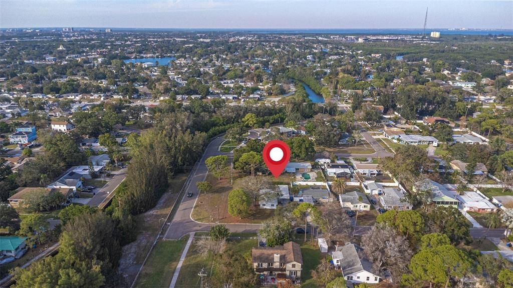 Под контрактом: $199,000 (3 спален, 3 ванн, 1344 Квадратных фут)