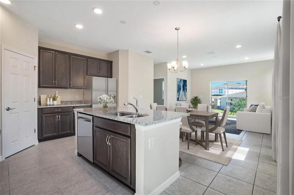 Active With Contract: $293,490 (3 beds, 2 baths, 1426 Square Feet)