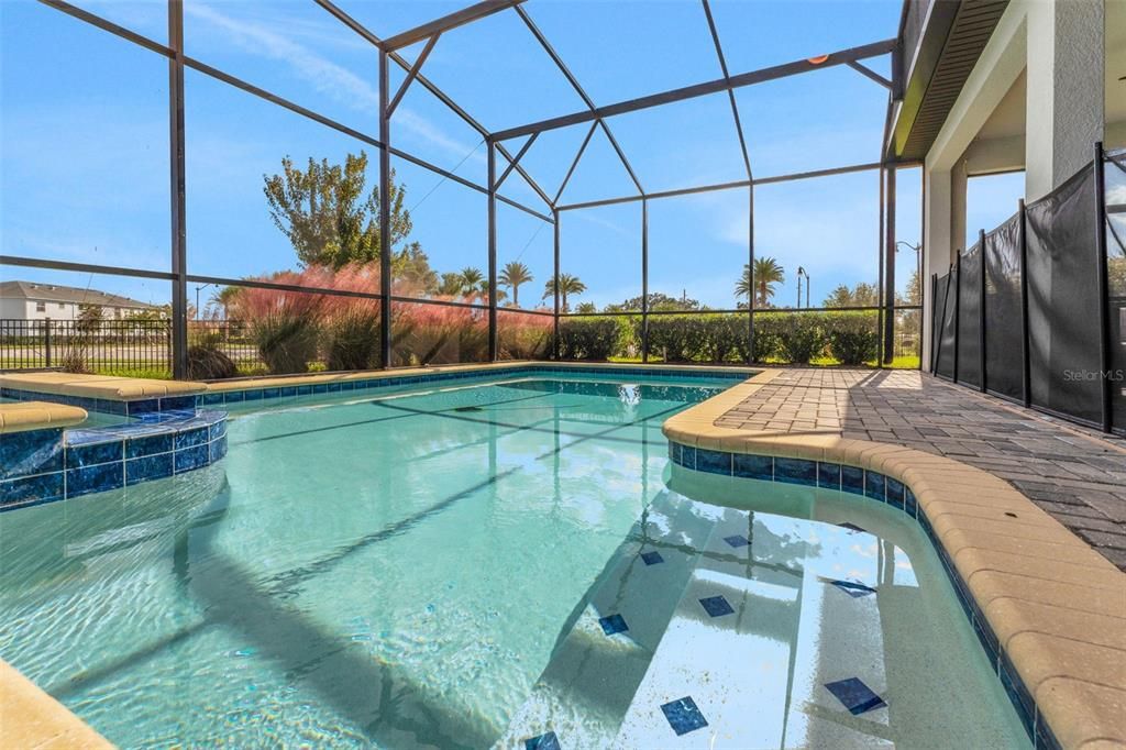 待售: $899,000 (8 贝兹, 5 浴室, 4303 平方英尺)