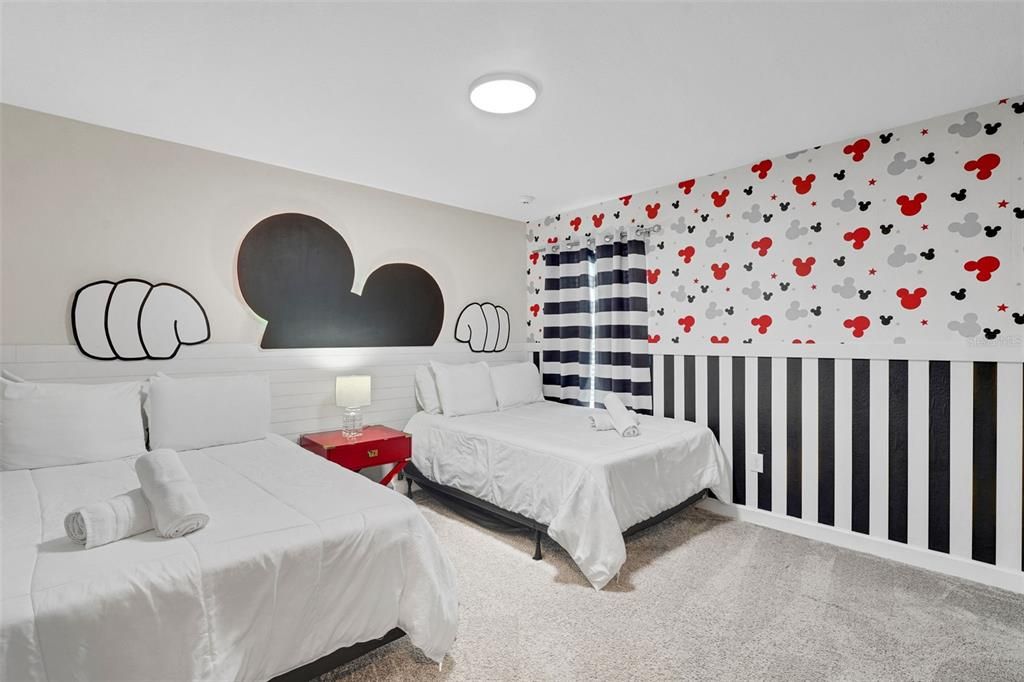 待售: $899,000 (8 贝兹, 5 浴室, 4303 平方英尺)