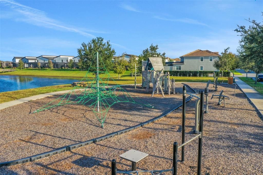 待售: $899,000 (8 贝兹, 5 浴室, 4303 平方英尺)