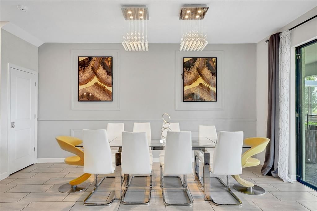 待售: $899,000 (8 贝兹, 5 浴室, 4303 平方英尺)