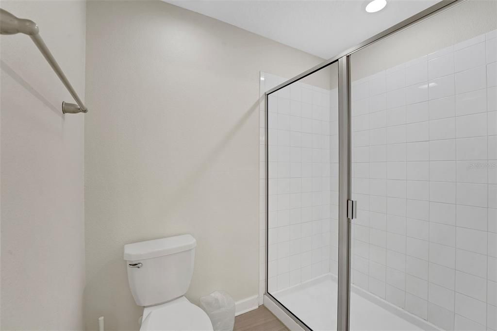 待售: $899,000 (8 贝兹, 5 浴室, 4303 平方英尺)