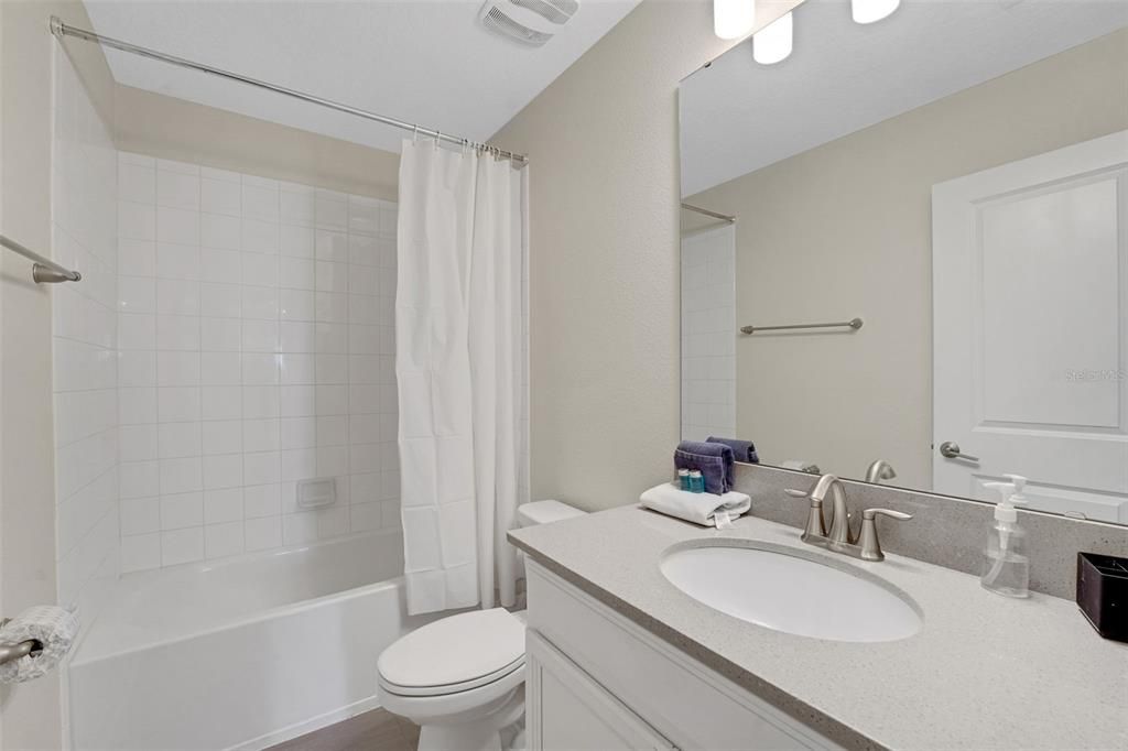 待售: $899,000 (8 贝兹, 5 浴室, 4303 平方英尺)