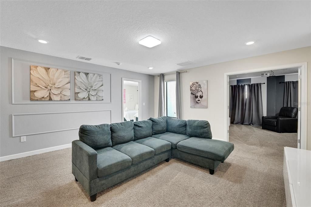 待售: $899,000 (8 贝兹, 5 浴室, 4303 平方英尺)