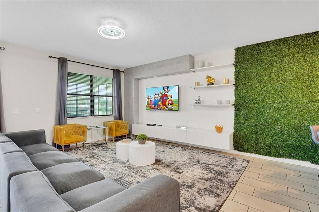 待售: $899,000 (8 贝兹, 5 浴室, 4303 平方英尺)