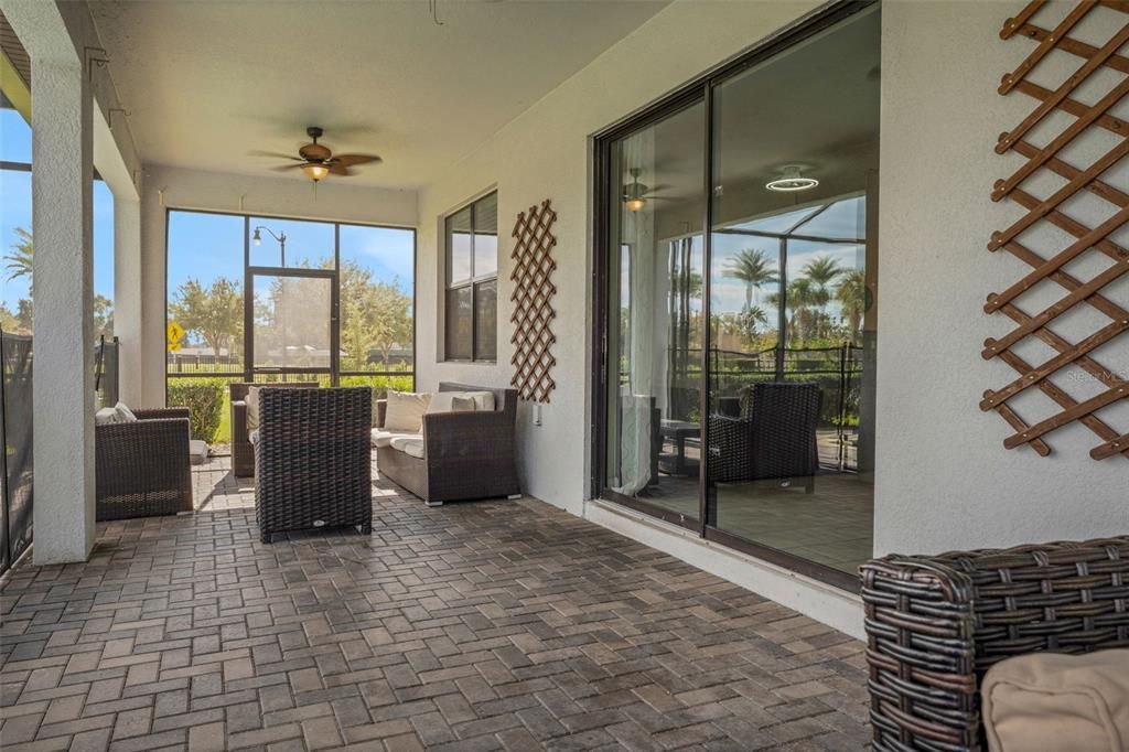 待售: $899,000 (8 贝兹, 5 浴室, 4303 平方英尺)