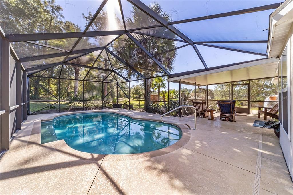 For Sale: $1,595,000 (3 beds, 2 baths, 2397 Square Feet)