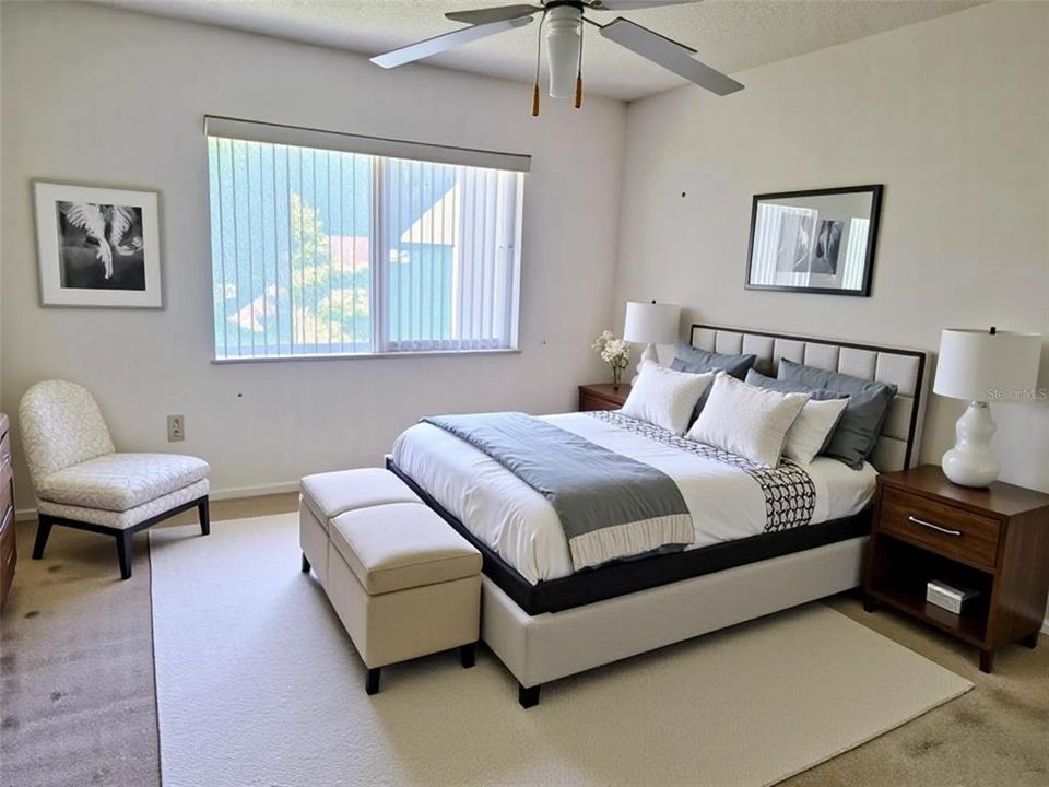 For Sale: $125,000 (2 beds, 2 baths, 1144 Square Feet)