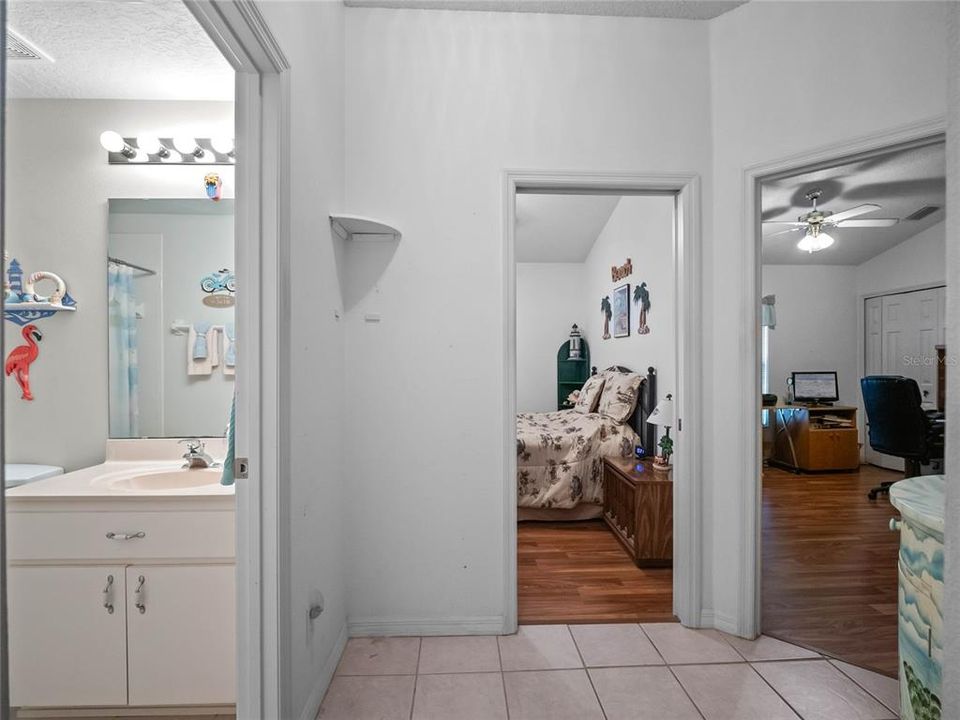 For Sale: $269,900 (3 beds, 2 baths, 1453 Square Feet)