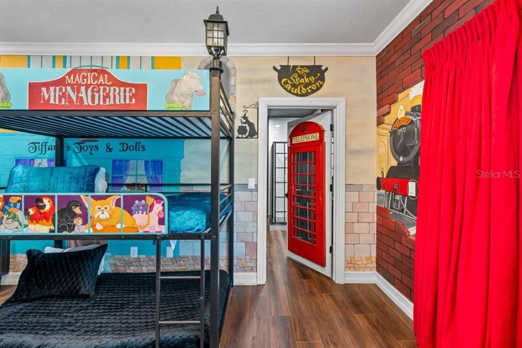 На продажу: $1,600,000 (4 спален, 5 ванн, 4099 Квадратных фут)