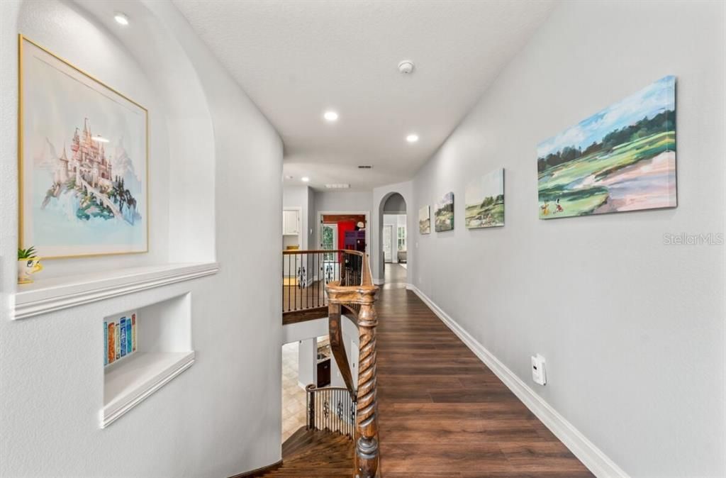 На продажу: $1,600,000 (4 спален, 5 ванн, 4099 Квадратных фут)