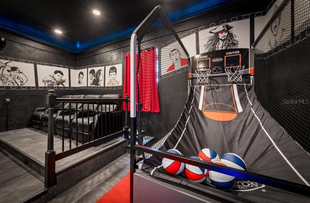 На продажу: $1,600,000 (4 спален, 5 ванн, 4099 Квадратных фут)