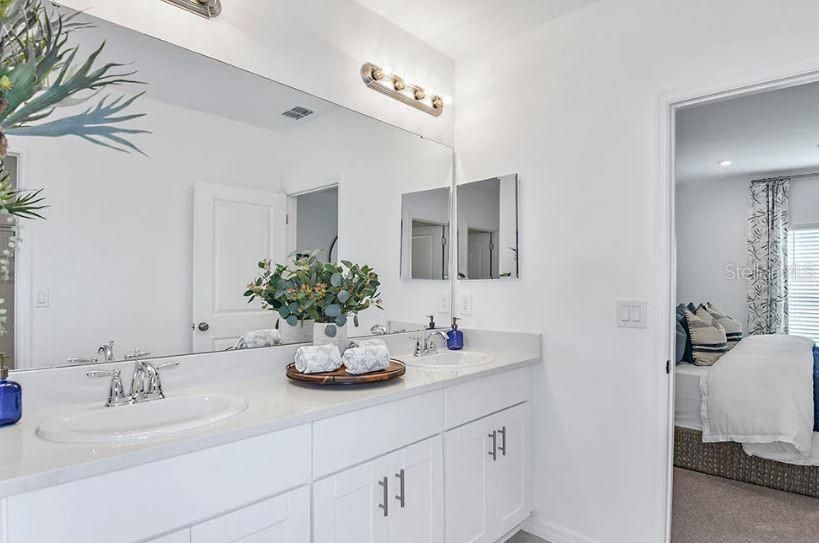 For Sale: $315,000 (4 beds, 2 baths, 1848 Square Feet)